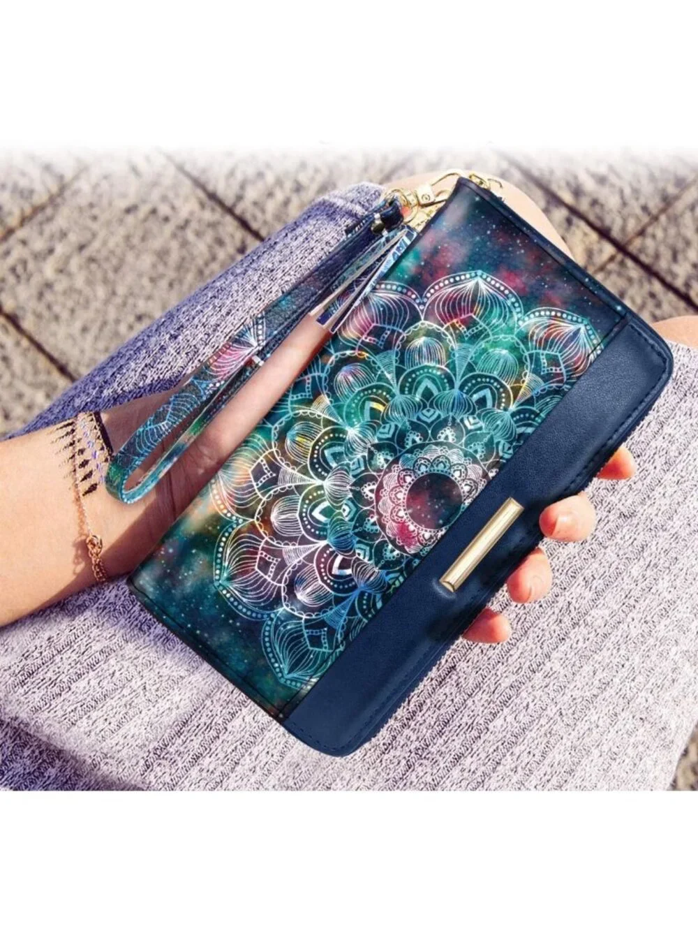Stylish RFID Blocking Wallet for Women - Zipper Around Credit Card Holder